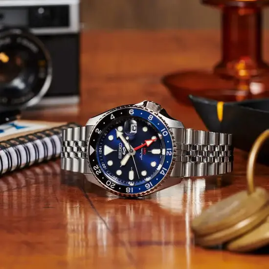 Pánské hodinky Seiko 5 Sports Blueberry GMT SKX Re-Interpretation SSK003K1, Verze: modrá , 5 image