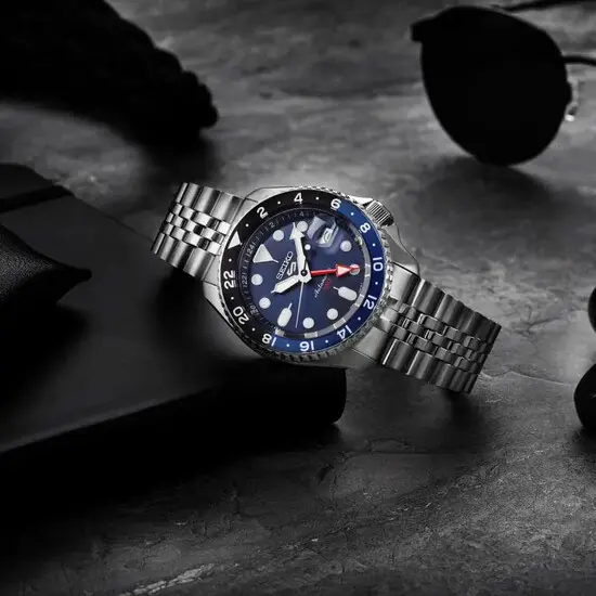 Pánské hodinky Seiko 5 Sports Blueberry GMT SKX Re-Interpretation SSK003K1, Verze: modrá , 3 image