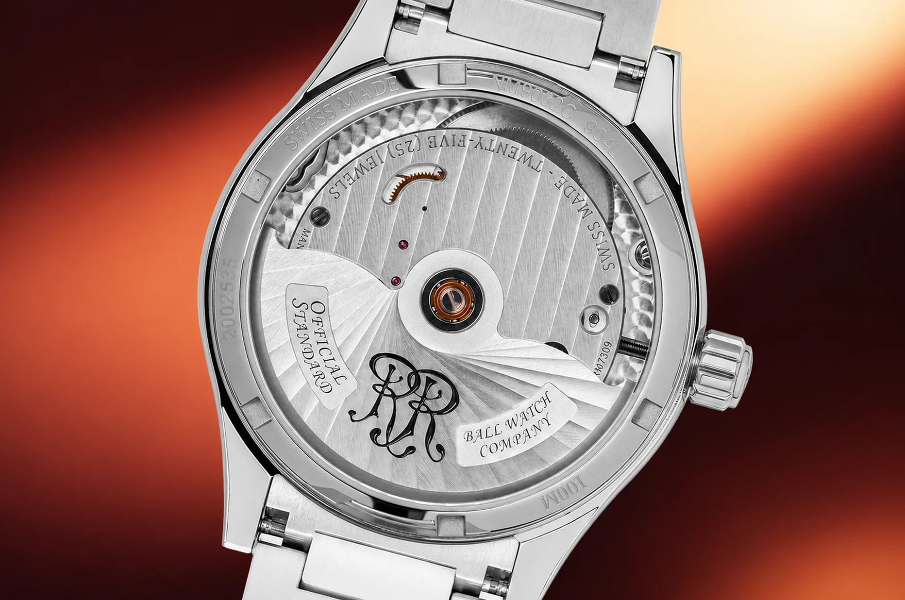 Mechanismus BALL Manufacture RRM7309-C s certifikací COSC viditelný přes safírové zadní víko