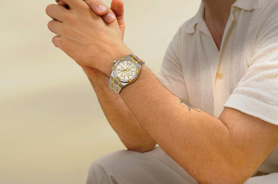 Stříbrno-zlaté pánské hodinky s chronografem Maurice Lacroix