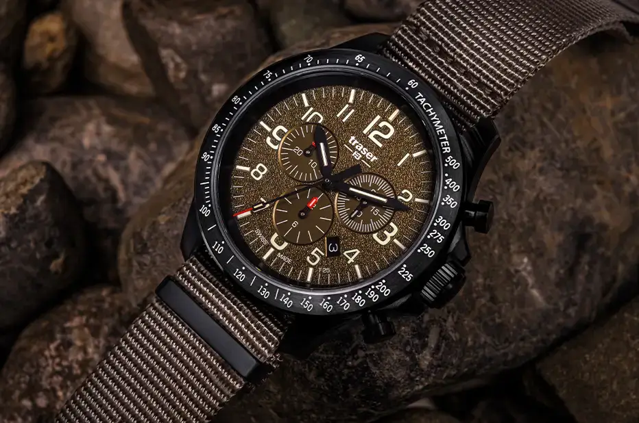 Taktické pánské hodinky Traser P67 Officer Pro Chronograph Khaki s chronografem a khaki řemínkem