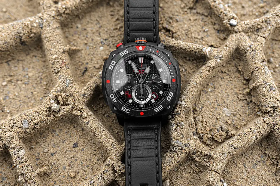 Hodinky z uhlíkových vláken Vostok Europe Dakar Edition