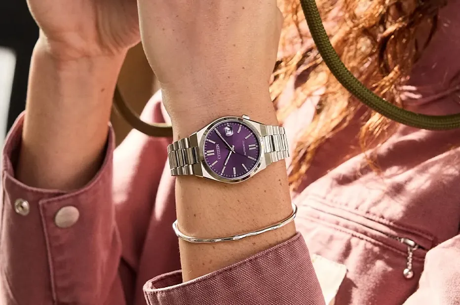 Citizen Tsuyosa Mechanical 37 mm NJ0200-50W fialový ciferník dámské hodinky jako dárek k Mezinárodnímu dni žen