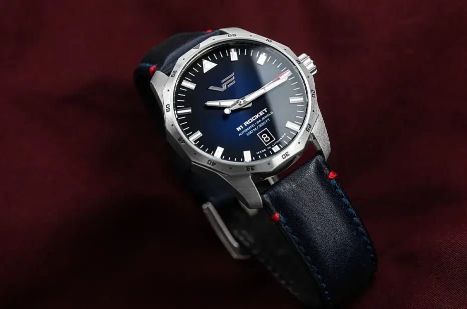 Litevské hodinky N1 Rocket Compact značky Vostok Europe