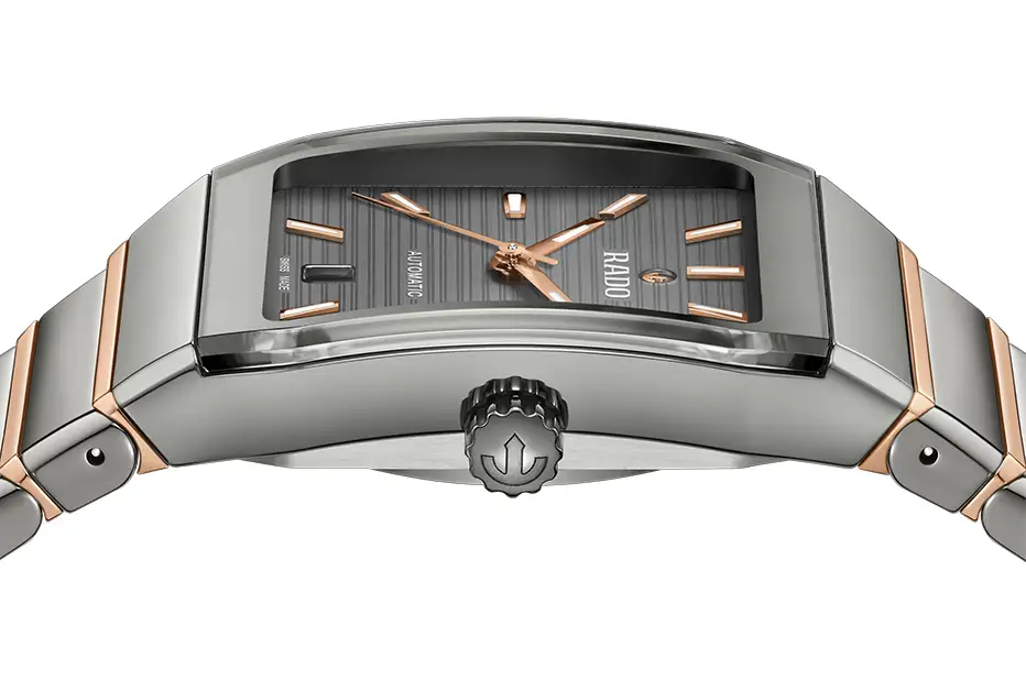 Čtvercové hodinky Rado Anatom vyrobené z plazmové keramiky High-Tech