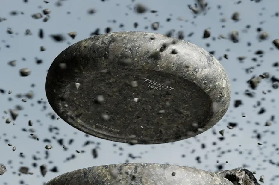 Žulové pouzdro hodinek Tissot RockWatch během procesu opracování kamene