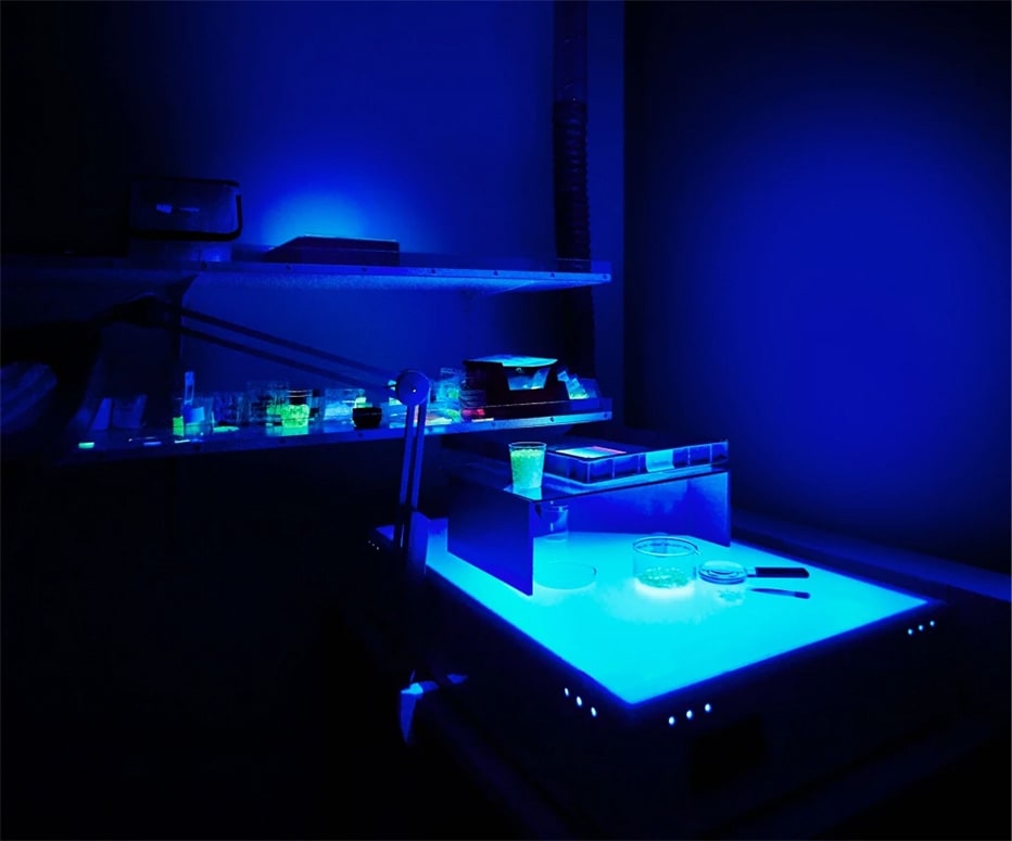 Tritium barvy