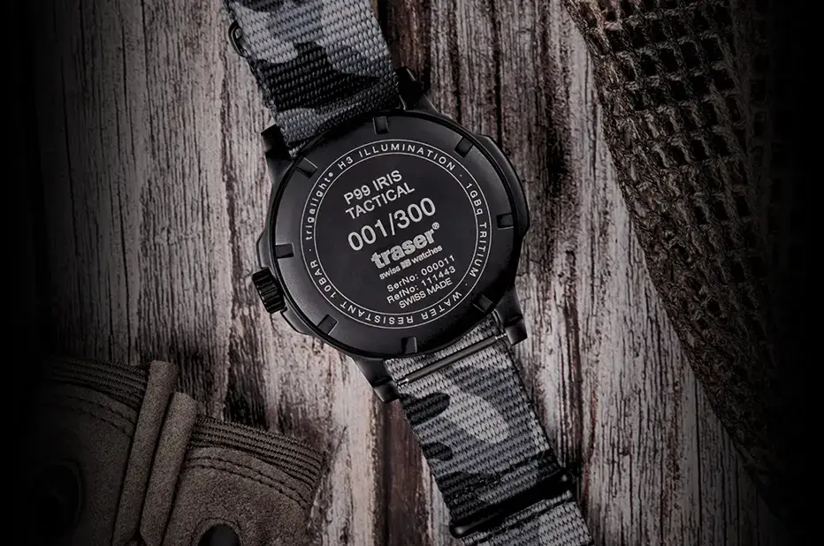 Zadní víčko Traser P99 IRIS Tactical s gravírováním 001/300 – limitovaná edice