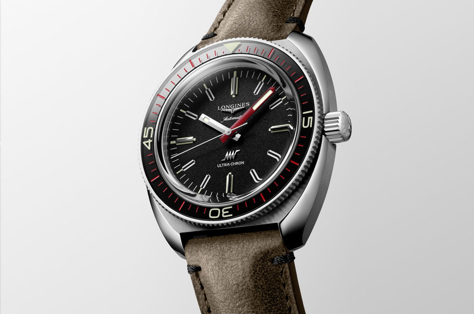 Hodinky Longines Diver na koženém řemínku