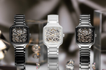 Hodinky Rado True Square Open Heart