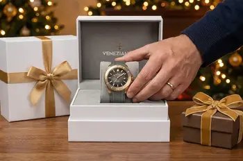 Vánoční hodinky jako dárek pod stromeček