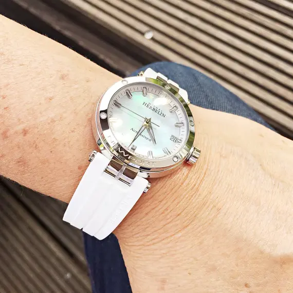Dámské hodinky Herbelin Newport Automatic 1658AP89CW, Verze: bílá , 4 image