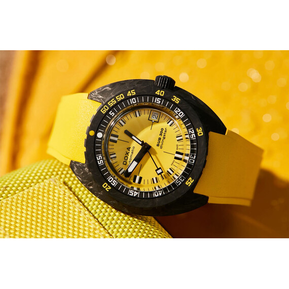 Pánské hodinky Doxa SUB 300 Carbon Divingstar 822.70.361.31, Verze: žlutá2 , 4 image