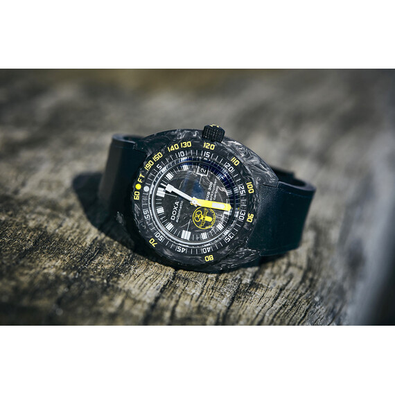 Pánské hodinky Doxa SUB 300 Carbon Aqua Lung US Divers Sharkhunter Limited Edition 822.70.101AQL.20 , 36 image