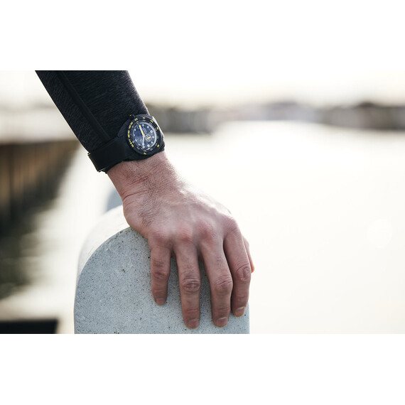 Pánské hodinky Doxa SUB 300 Carbon Aqua Lung US Divers Sharkhunter Limited Edition 822.70.101AQL.20 , 33 image