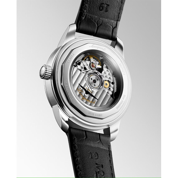 Pánské hodinky Longines Conquest Heritage Central Power Reserve L1.648.4.78.2, Verze: černá2 , 2 image