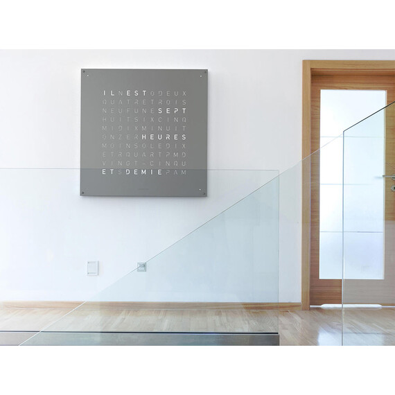 Hodiny Qlocktwo Earth 90 Grey Pepper, Jazyk: EN English , 3 image