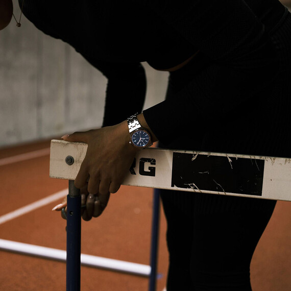 Dámské hodinky Maurice Lacroix Aikon Quartz AI1106-SS002-430-1, Verze: modrá , 2 image