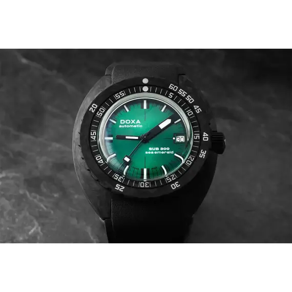 Pánské hodinky Doxa SUB 300 Carbon Sea Emerald 822.70.131.20, Verze: černá2 , 4 image