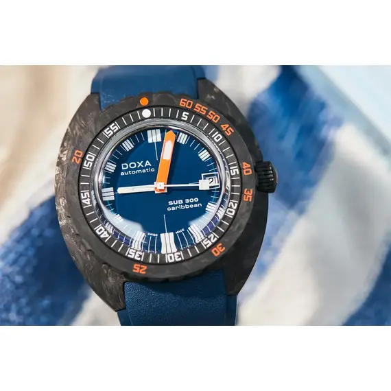 Pánské hodinky Doxa SUB 300 Carbon Caribbean 822.70.201.32, Verze: modrá2 , 6 image
